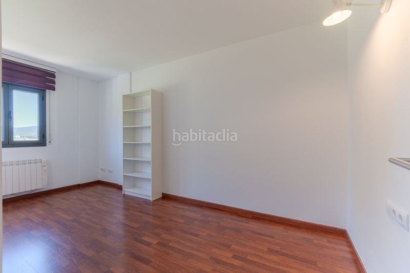 Foto 41bc861c-0026-452e-aba3-ec625d63eba8. Casa adossada amb calefacció aparcament a Centre Vidreres