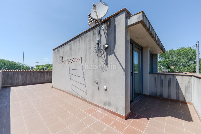Foto 75de9a0e-51ca-4b0d-897d-da7806a6b1cb. Casa adossada amb calefacció aparcament a Centre Vidreres