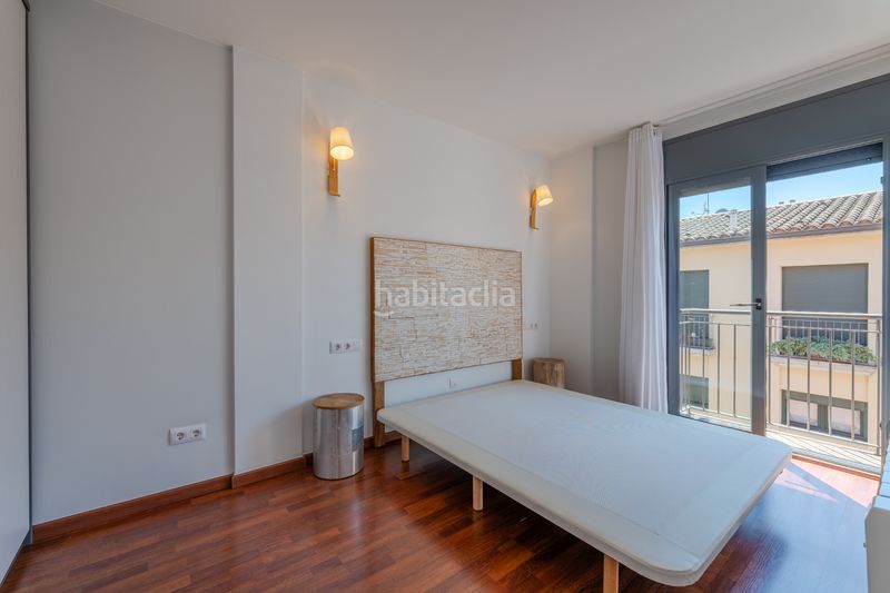 Foto 8a690f06-3ad4-4b65-9495-5e674ea8e2f3. Casa adossada amb calefacció aparcament a Centre Vidreres