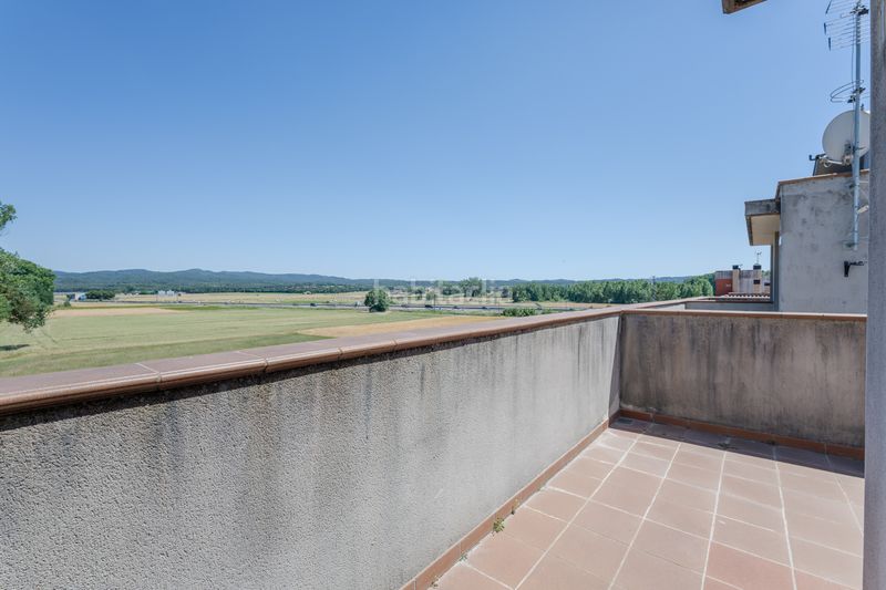 Foto a447998b-622e-4af3-b852-e4d90b401bf9. Casa adossada amb calefacció aparcament a Centre Vidreres