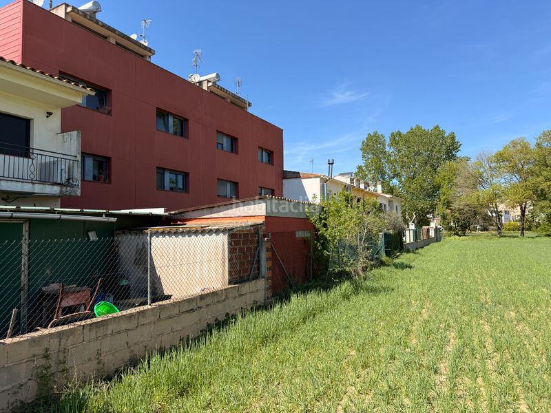 Foto e0406f30-7627-450a-a0b7-52a814f57ecc. Casa adossada amb calefacció aparcament a Centre Vidreres