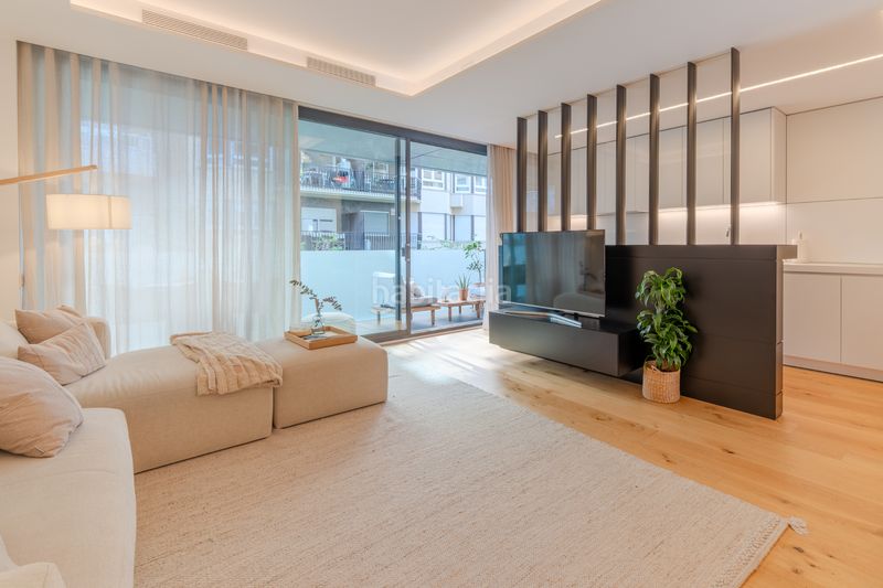 Foto c9f70809-4d4d-451a-b568-93756a723530. Pis amb calefacció aparcament piscina a Eixample Nord Girona