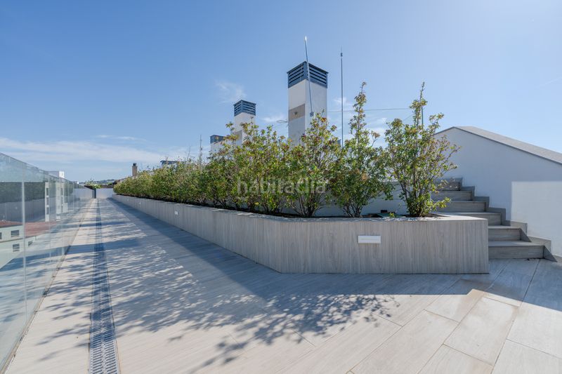 Foto f706dab0-207c-420c-abb2-06105989e8aa. Pis amb calefacció aparcament piscina a Eixample Nord Girona