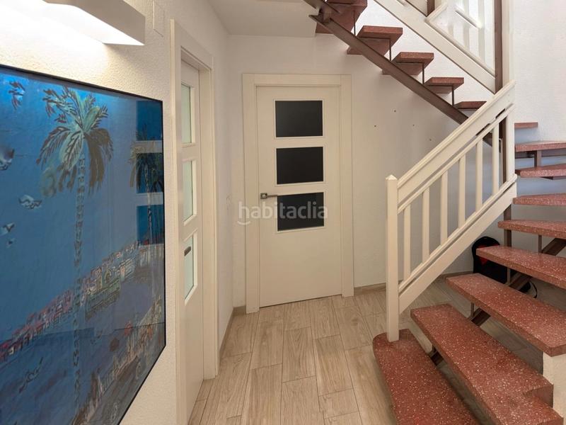 Foto 1b8cee2b-5be8-4629-98ba-7e3adea58e26. Casa a schiera con parcheggio piscina in Playa Muchavista Campello (el)