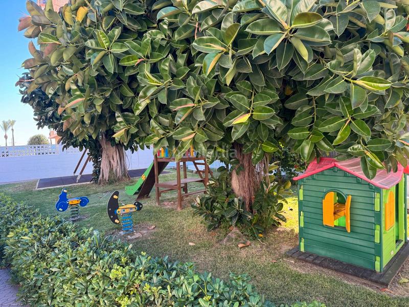 Foto b0e07561-1096-451c-a894-fb5dba737e08. Casa a schiera con parcheggio piscina in Playa Muchavista Campello (el)