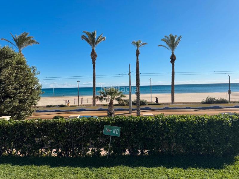 Foto bd879ad7-5ab7-43fd-a8e0-d7ccaa970c06. Casa a schiera con parcheggio piscina in Playa Muchavista Campello (el)