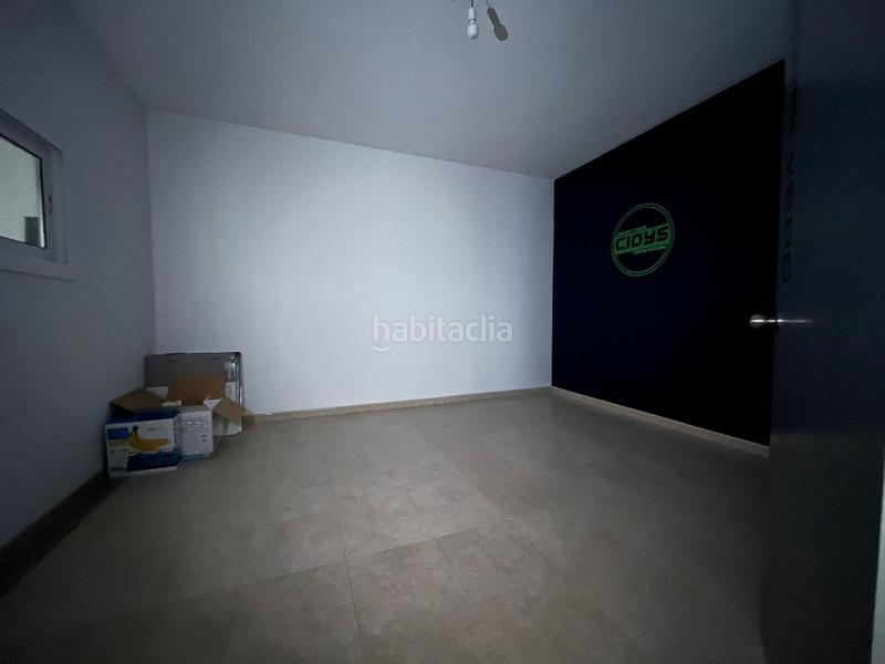 Foto 8f920a54-13f2-4c03-93e2-62830d52b9cf. Local commercial dans carretera de terrassa 34 dans Sabadell