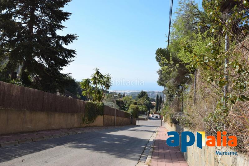 Foto a86efbd3-fd9d-4db2-ab35-ee003c9c373a. Terreny residencial a carrer dels aurons 7 a Cabrils