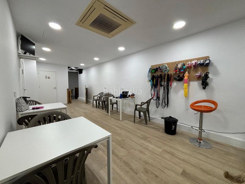 Foto b50602c8-6b5a-45a4-946c-0bdc55120bba. Locale commerciale in carrer de villarroel 178 in Barcelona