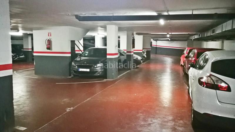 Foto dda9fc99-0c70-4440-825f-c6a4fb9691d6. Autoparkplatz in carrer d'alí bei 32 in Fort Pienc Barcelona