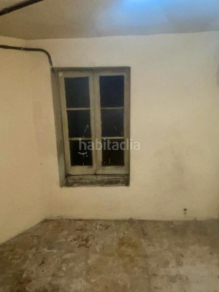 Foto 1c707f5c-dcd2-4385-a676-6192fc7e0cfe. Local comercial a carrer del consell de cent 613 a Barcelona