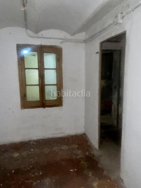 Foto f78b3616-2205-4ad8-9022-aebe25b9c229. Local comercial a carrer del consell de cent 613 a Barcelona