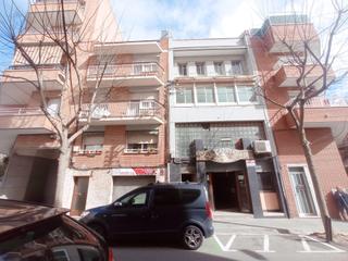 Locale commerciale in Carrer d'Iscle Soler 44