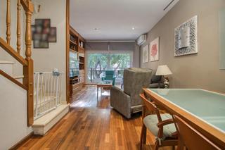 Xalet  Carrer de borriana 21. Exclusiva vivienda de cuatro plantas con buhardilla y garaje