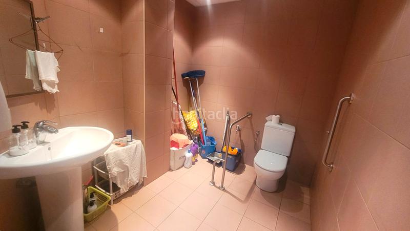 Foto 8b781e26-d161-4472-bf90-0eb1b5ad9753. Bâtiment à usage industriel dans carrer de suïssa 9 dans Badalona