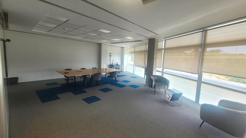 Foto 8d0cb491-5854-4d08-846e-5be1ad20e97f. Bâtiment à usage industriel dans carrer de suïssa 9 dans Badalona