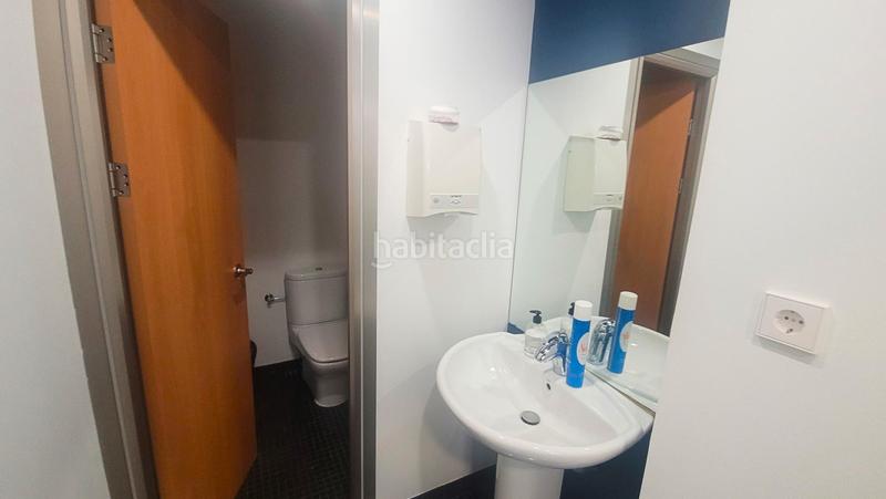 Foto a69c2cee-2491-4ff6-8f87-a34320cf7a6a. Bâtiment à usage industriel dans carrer de suïssa 9 dans Badalona