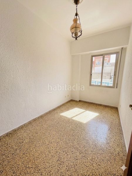 Piso amplio piso de 4 dormitorios , a reformar. ideal para personalizar a tu gusto. no pierdas esta oportunidad! en Valencia - Imagen 9