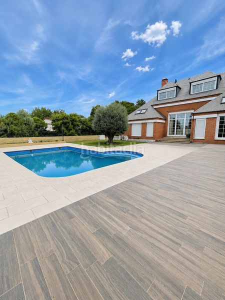Foto c0f0eba5-b3da-4f7c-867a-b088e833ad07. Casa amb calefacció piscina a Eurovillas Nuevo Baztán