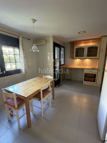 Foto 5521e91d-997d-4fe2-891e-a6b23d217b68. Casa adossada amb calefacció a Centro Mutxamel
