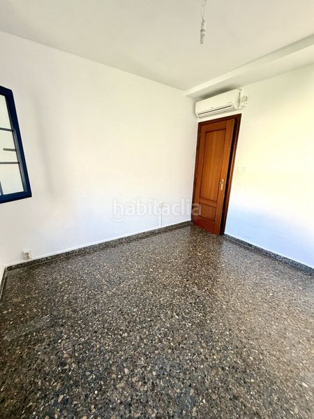 Foto c216aadf-cf0c-4327-980d-1cf6f0412b6e. Casa adossada amb calefacció a Centro Mutxamel