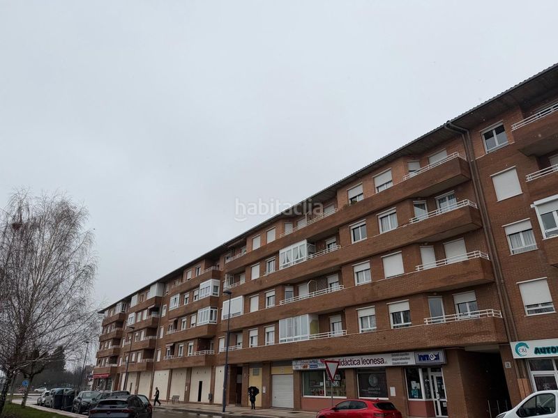 Foto 41e1c83a-920e-477e-870b-acd160921db6. Apartament amb calefacció aparcament a El Soto León