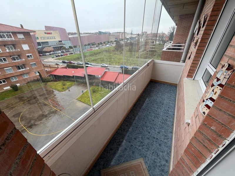 Foto fee38372-3c73-46a3-bf43-5ce8db4913c7. Apartament amb calefacció aparcament a El Soto León