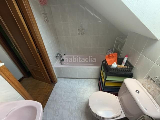 Foto b37e05e1-85d8-4311-a523-aab0400fae1b. Dúplex amb calefacció a Armunia León