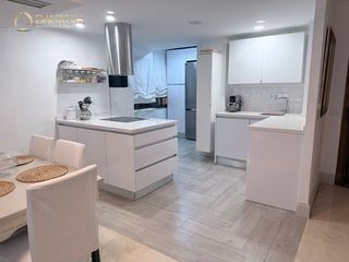 Etagenwohnung  Salvador dalí,. Magnifico piso de 3 habitaciones en la salle  avd manuel del val