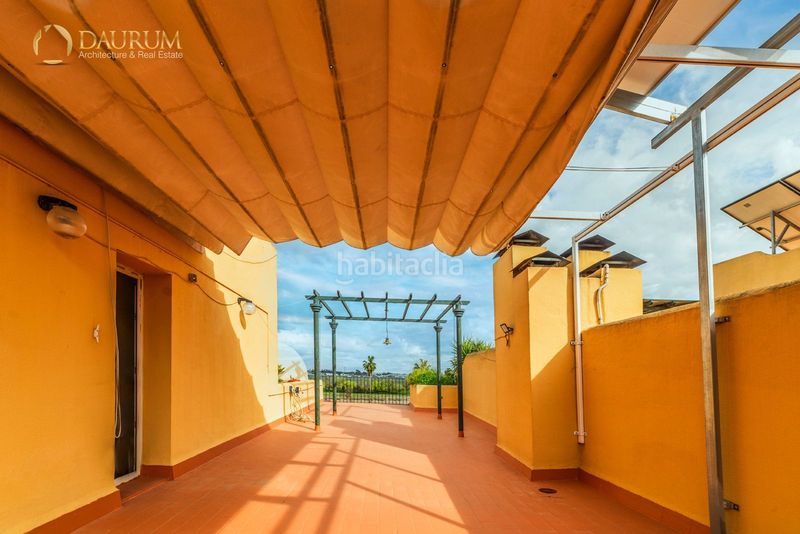 Foto ccaa6ed6-89b4-4216-80e9-b0a67a60e53e. Dúplex amb calefacció aparcament piscina a Barrio Bajo San Juan de Aznalfarache