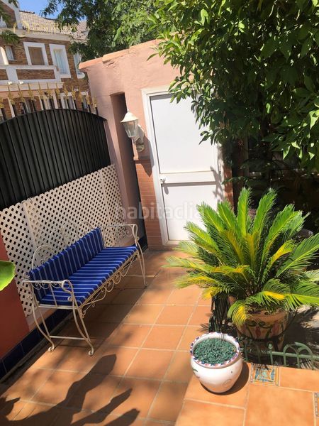 Foto f8870084-210d-4579-b8d9-bb29f8ff7a11. Casa aparellada amb calefacció aparcament a Aljamar Tomares