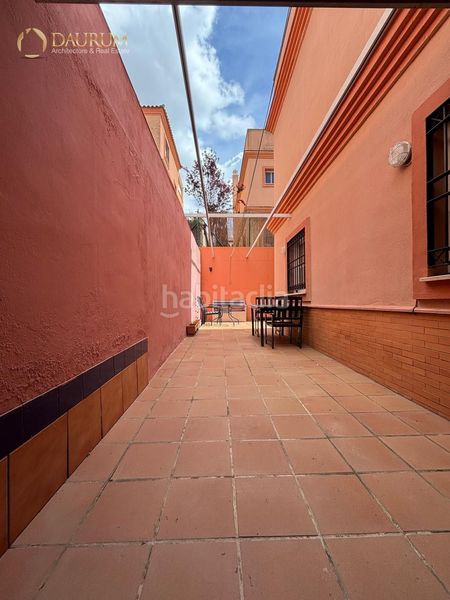 Foto 035d7f46-1638-4aaf-8343-c044f0e8c22c. Casa aparellada amb calefacció aparcament a Aljamar Tomares