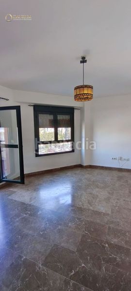 Foto 4937d8a4-15f0-49fa-bdd6-5a6924b18723. Pis amb aparcament a Camas