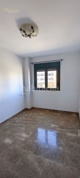 Foto bf4e8386-f7cd-4b05-bba1-f9f152ea592d. Pis amb aparcament a Camas