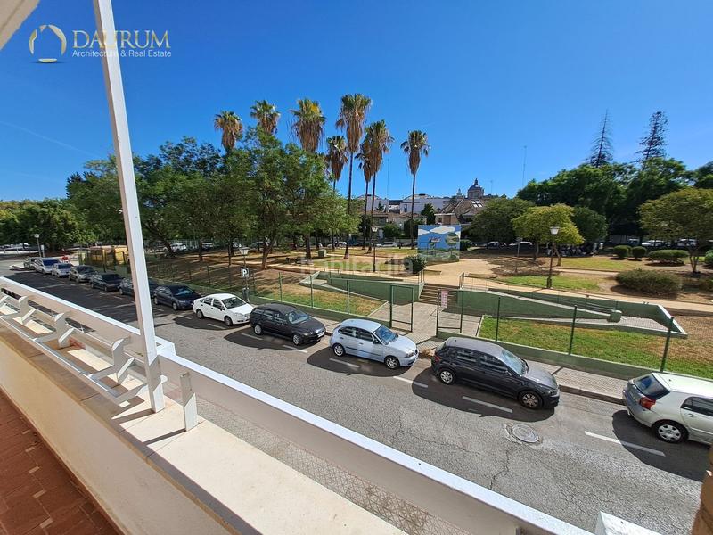 Foto 4c831edf-4ca0-40c1-9111-e6a4fa009e6c. Etagenwohnung in sector sur - la palmera - reina mercedes Sevilla