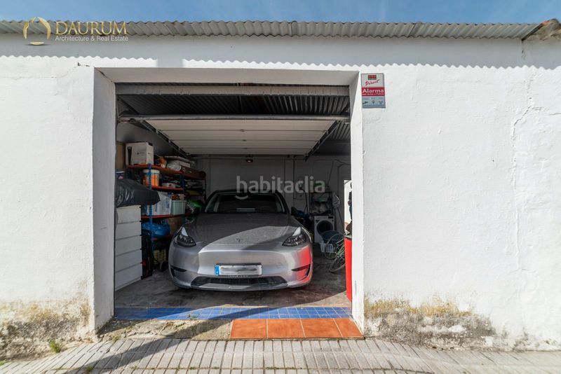 Foto 84cdde9f-a9cb-4042-a3b4-1f185c7e97a8. Casa aparellada amb calefacció aparcament a Rinconada (La)