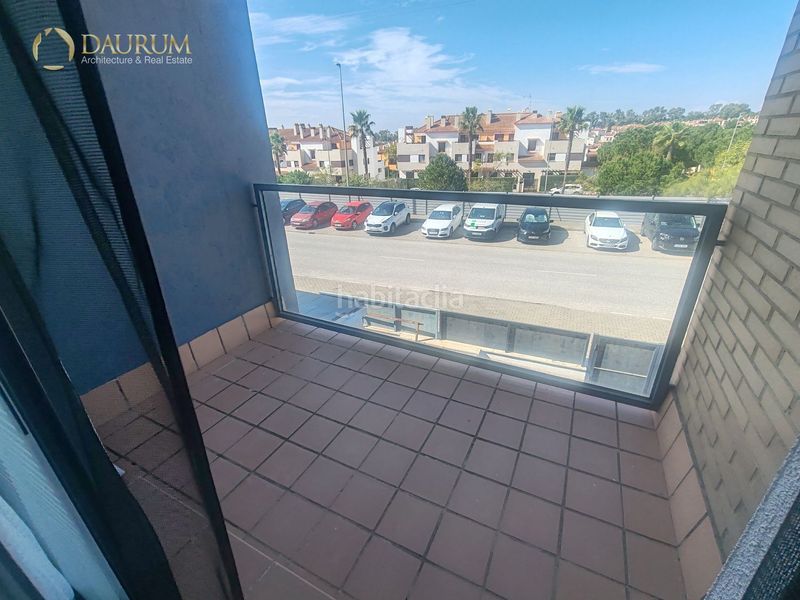 Foto 4ee04a46-a09a-4f8f-a71d-564f2eeb78d7. Xalet amb calefacció aparcament piscina a Las Pajanosas Guillena