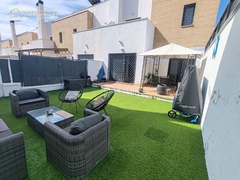 Foto 638b1e7b-a854-4503-812f-87c6e16dd80b. Xalet amb calefacció aparcament piscina a Las Pajanosas Guillena