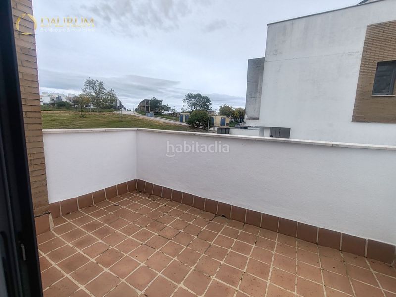 Foto b757ef26-9eed-48a1-986c-00027f591a66. Xalet amb calefacció aparcament piscina a Las Pajanosas Guillena