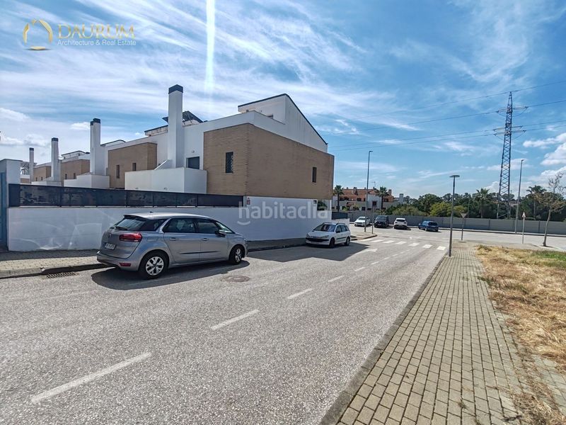 Foto bd062579-0d88-43a9-b939-6a5863e6f051. Xalet amb calefacció aparcament piscina a Las Pajanosas Guillena