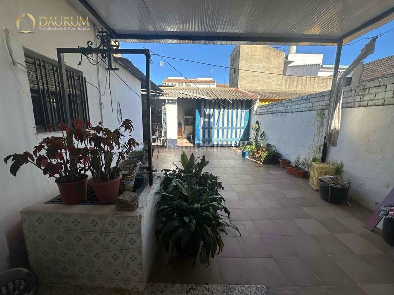 Foto a8bfe789-ce93-493a-a894-70a7ae559d88. Casa aparellada amb calefacció aparcament a Pilas