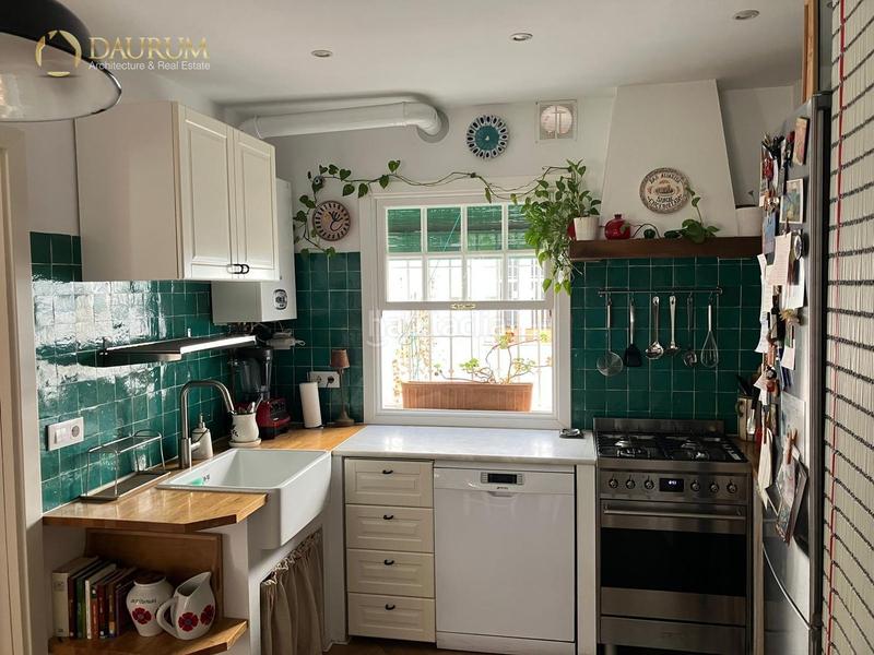 Foto f7a4e629-8fd7-4d38-ad17-ca79d6c15136. Pis amb calefacció a Feria Sevilla