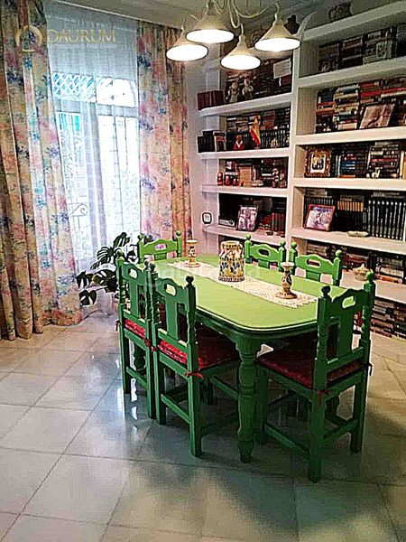 Foto 1942f226-e057-4654-b5c2-64951c29edff. Casa amb calefacció aparcament a La Buhaira Sevilla