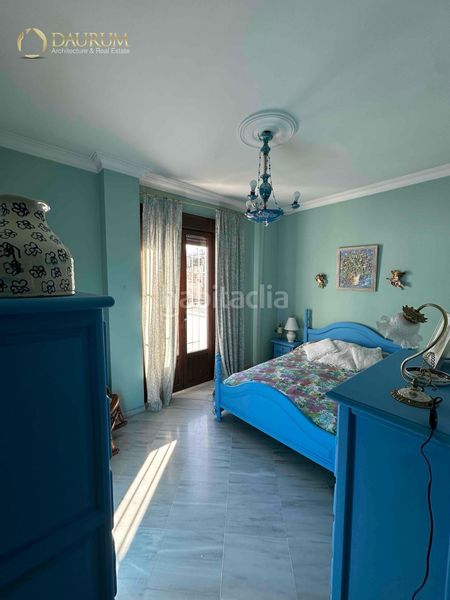 Foto efd501c2-443c-47cd-86bb-21787c98c4fc. Casa amb calefacció aparcament a La Buhaira Sevilla