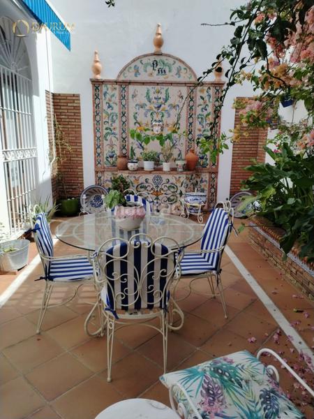 Foto eed6e1df-2cdd-49e0-b094-13722c6b760f. Casa con parcheggio in La Buhaira Sevilla