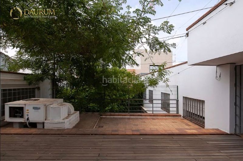 Foto b8e40c30-527e-469a-bc6a-63982588313d. Xalet amb calefacció aparcament a Barrio del Nervión Sevilla