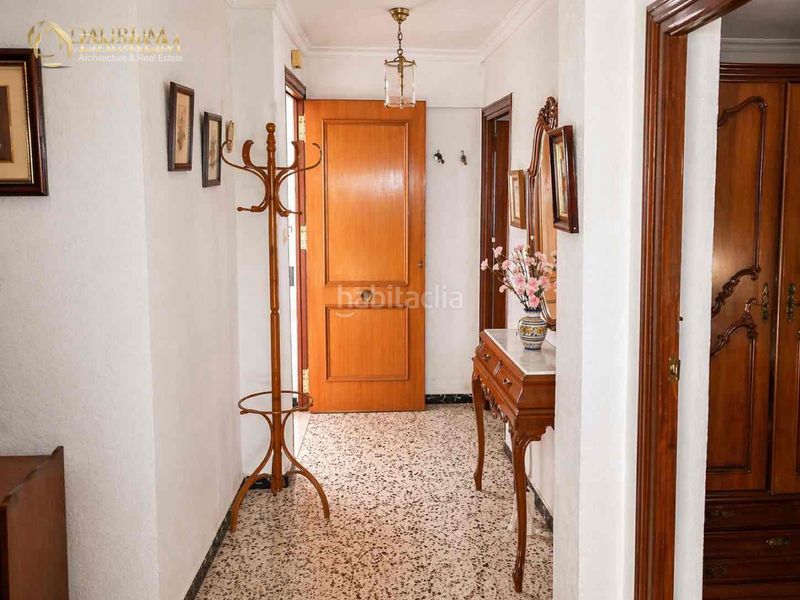 Foto f03443fe-853d-48a2-be6d-7146049dfb85. Casa amb aparcament a Valdezorras - El Gordillo Sevilla