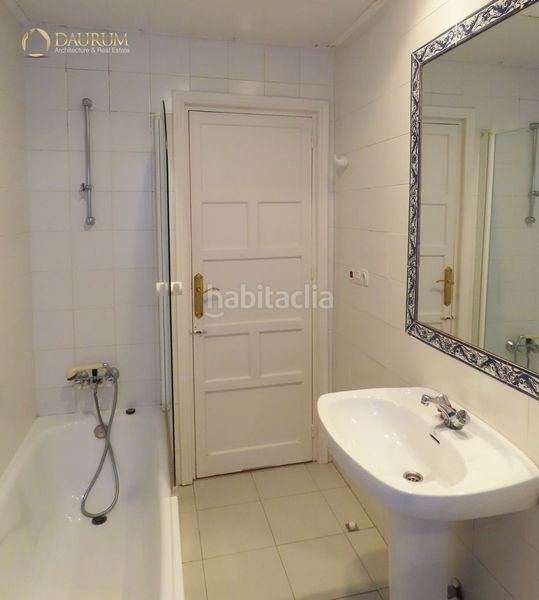 Foto b61cee13-cb30-428b-b4aa-38cf34366638. Pis a Los Remedios Sevilla