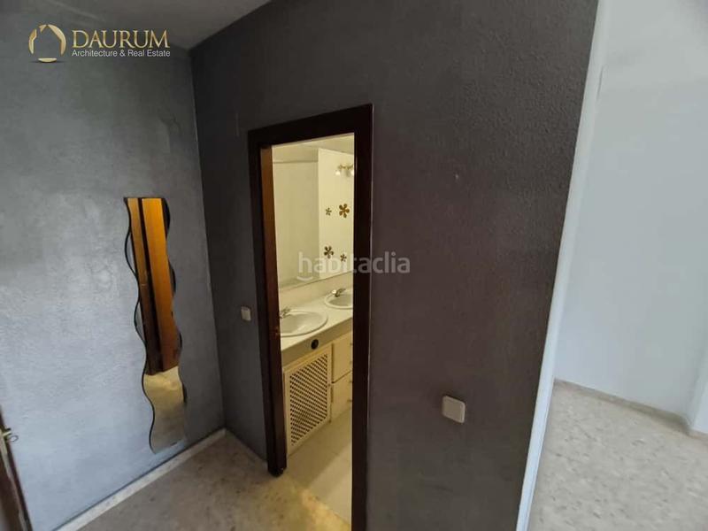 Foto 19a26afd-a948-4e96-8a85-077e6f22b18c. Pis amb aparcament piscina a Urbadiez - Entrepuentes Sevilla