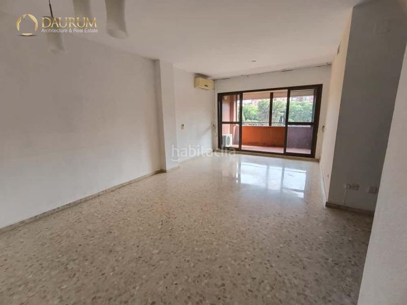 Foto 5553e250-ebb8-4df3-bae1-2502cf4e733f. Pis amb aparcament piscina a Urbadiez - Entrepuentes Sevilla